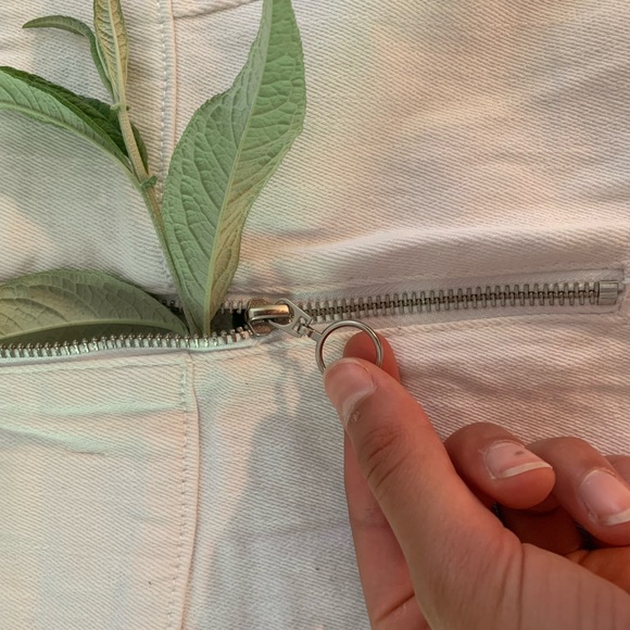 Forever 21 white jean skirt - Picture 4 of 8